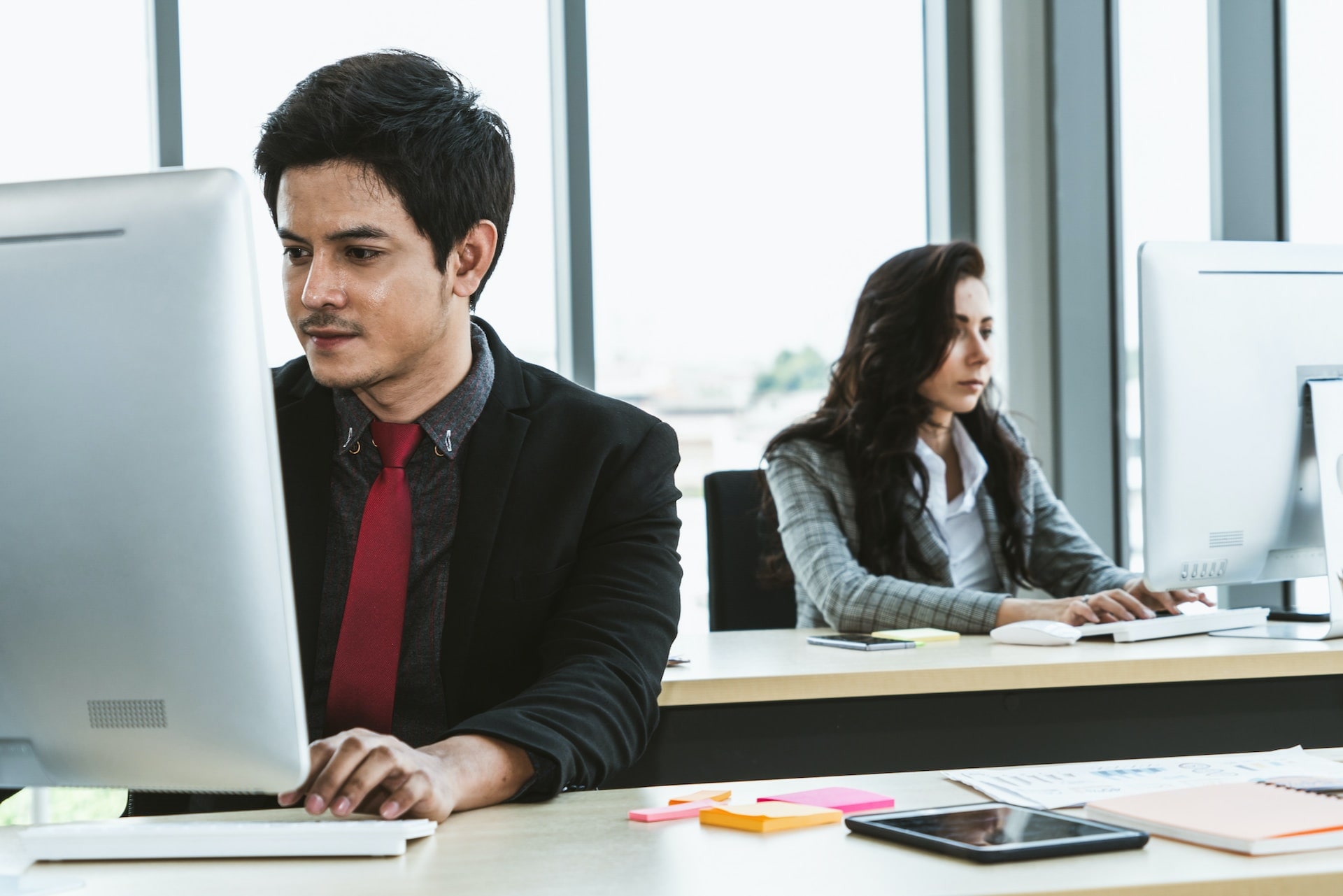 Why Law Firms Need A CRM