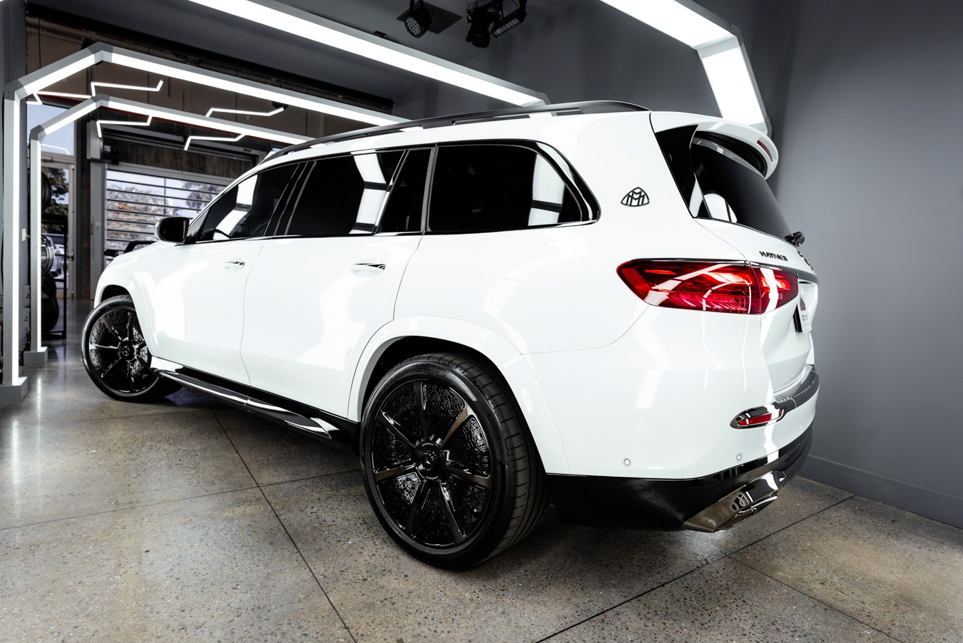 2026 Mercedes-Benz Maybach GLS 600 4MATIC, photo 7