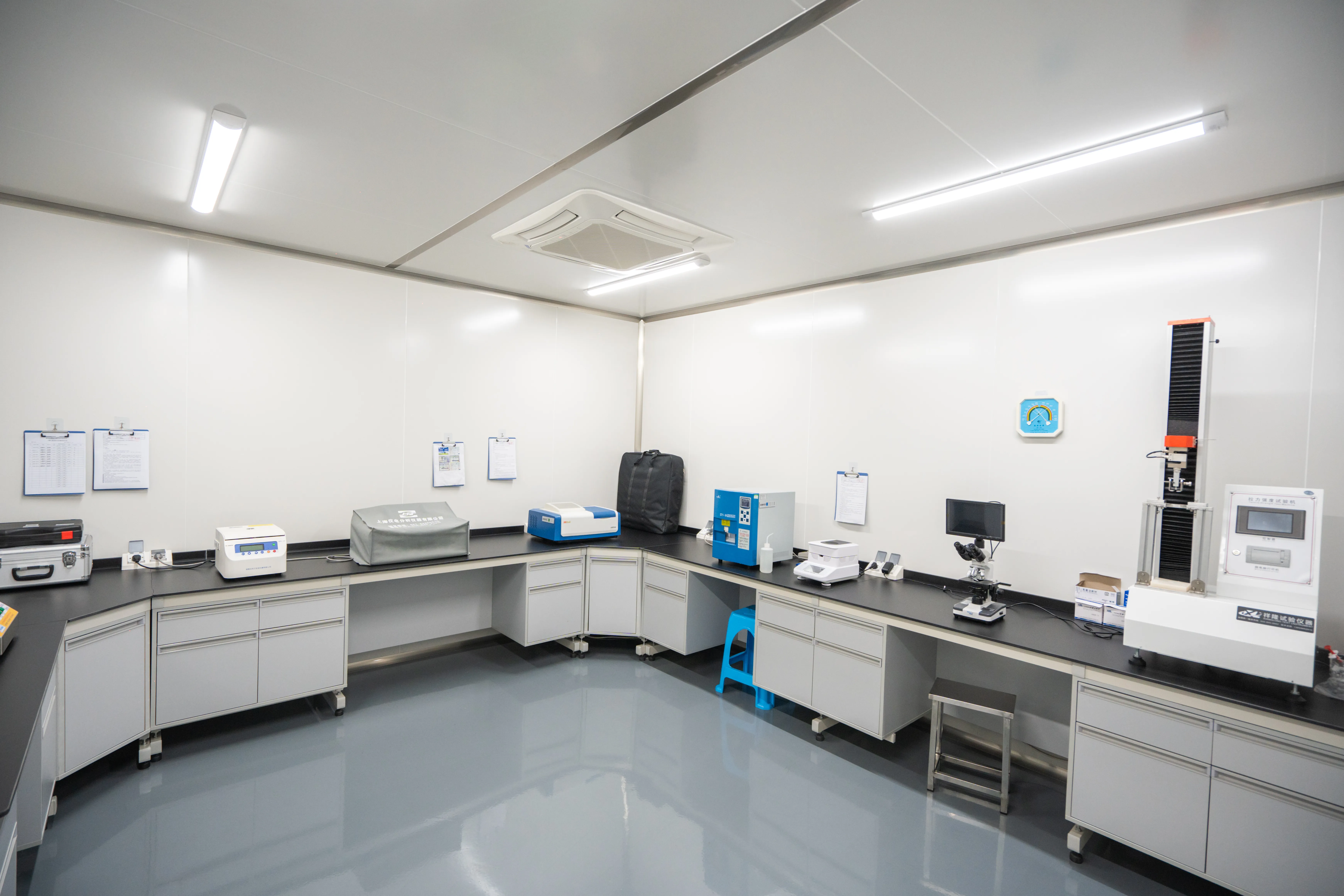 Aowita-GMP-certified-Production-Workshop