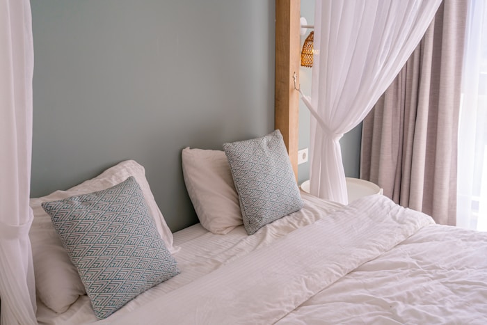 Pocket spring pillow top mattress category
