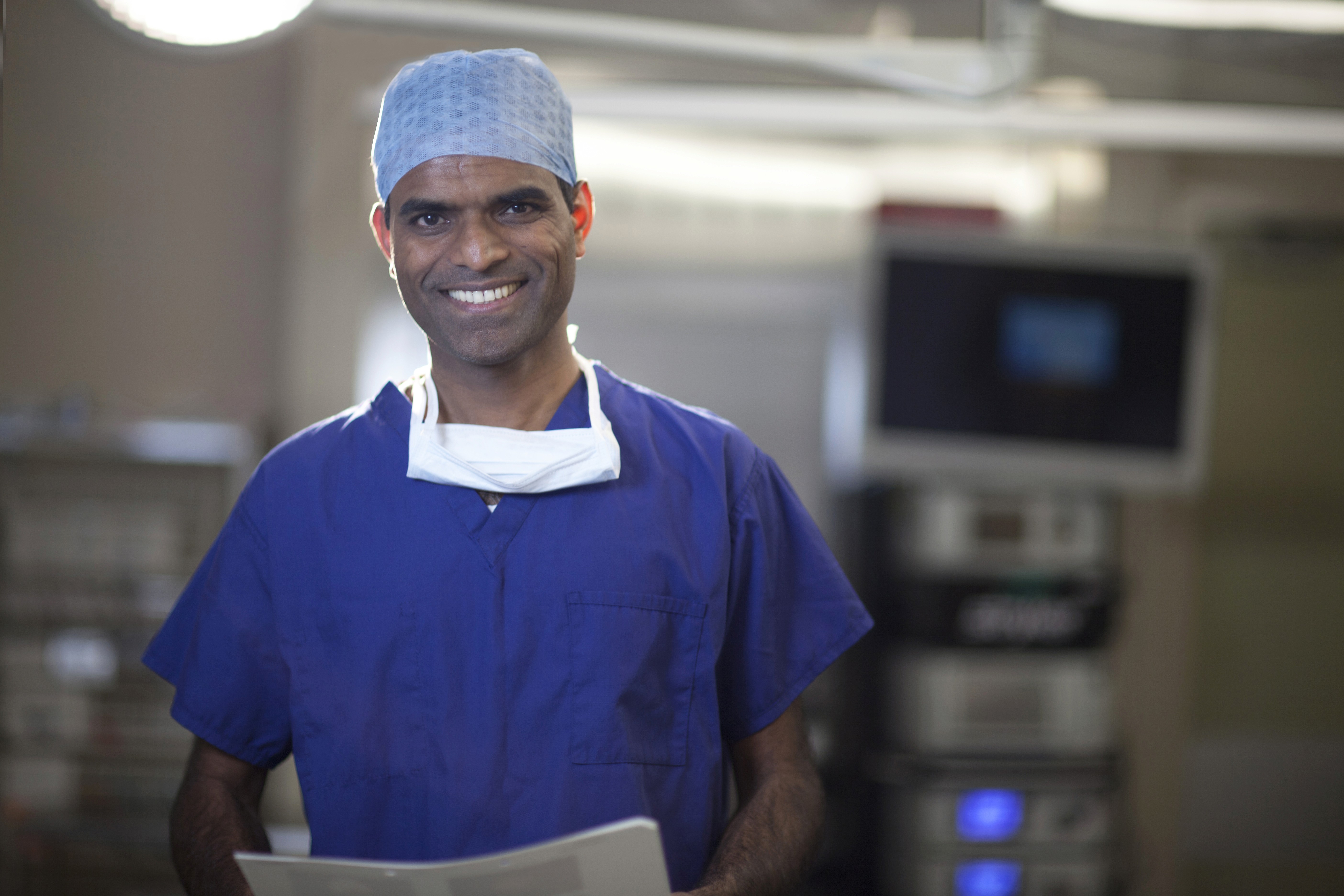 Mr Mahantesh Karoshi, specialist in heavy periods and women\