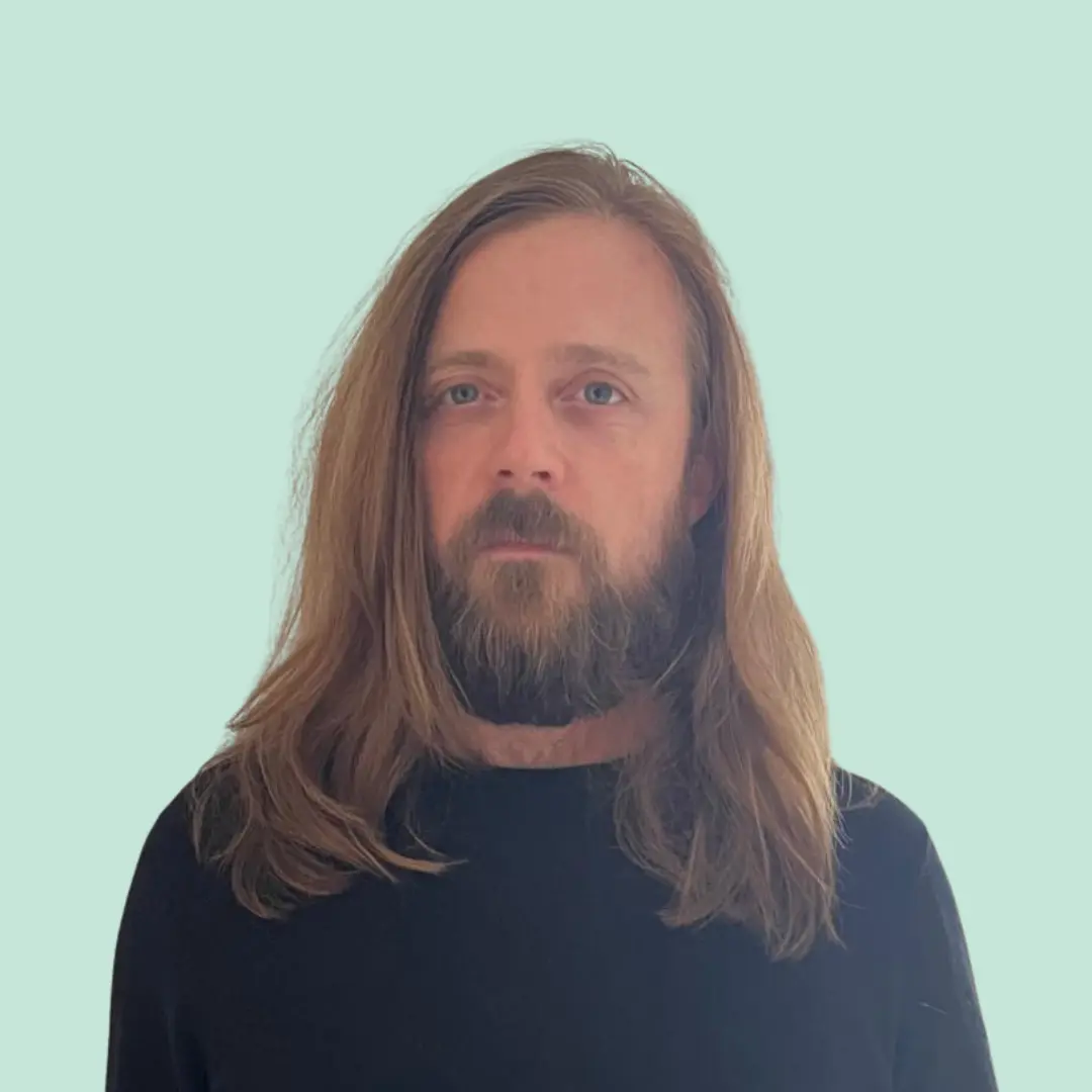 Photo de Benjamin Poucin, Co-fondateur et directeur de création de la Jeance Team Building