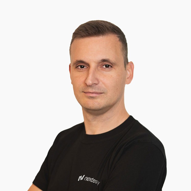 Milos | Co-Founder & CTO