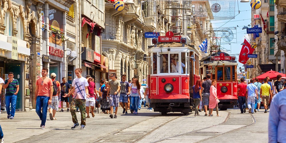 Health tourists in İstiklal