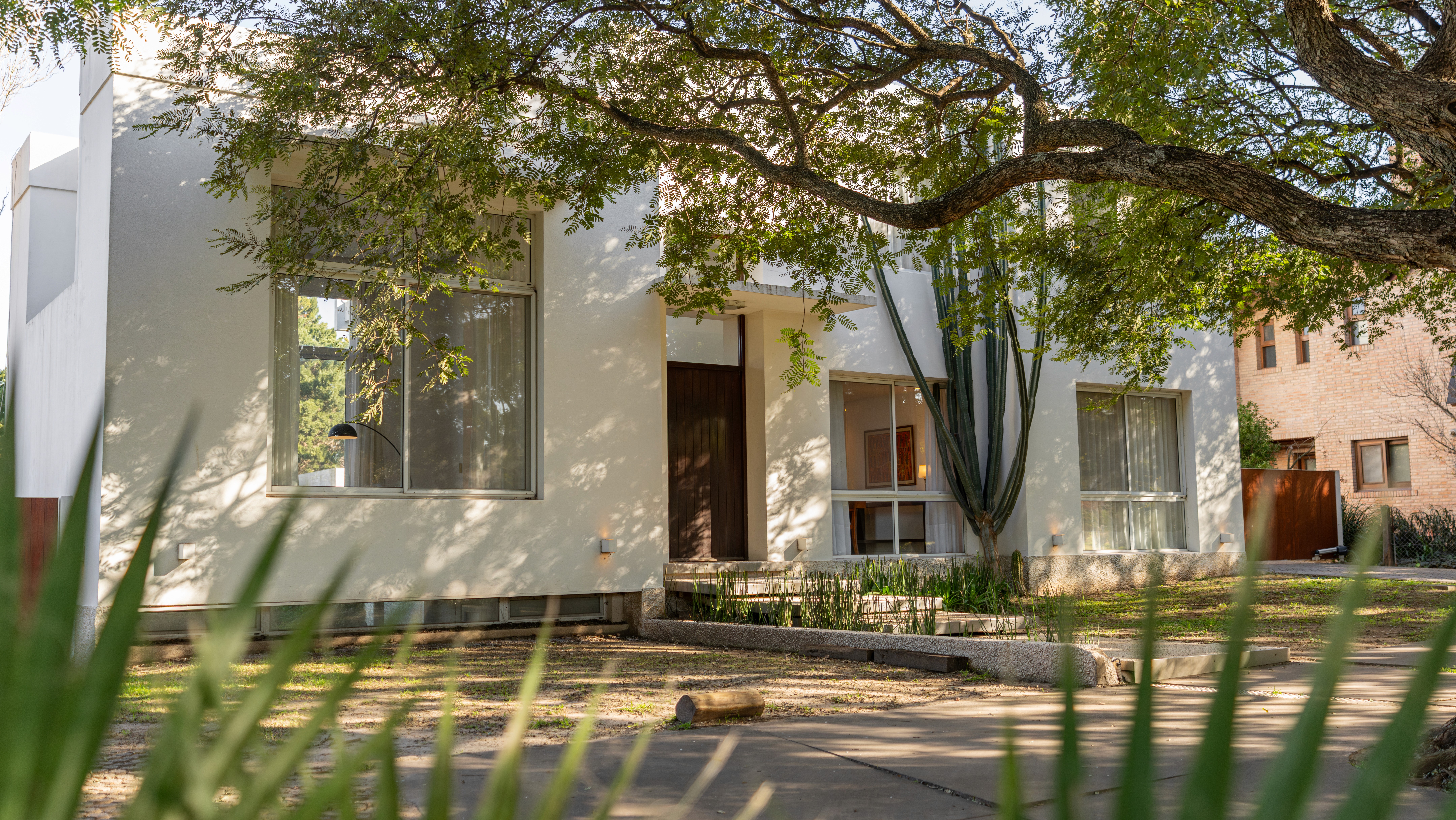 Side property perspective
