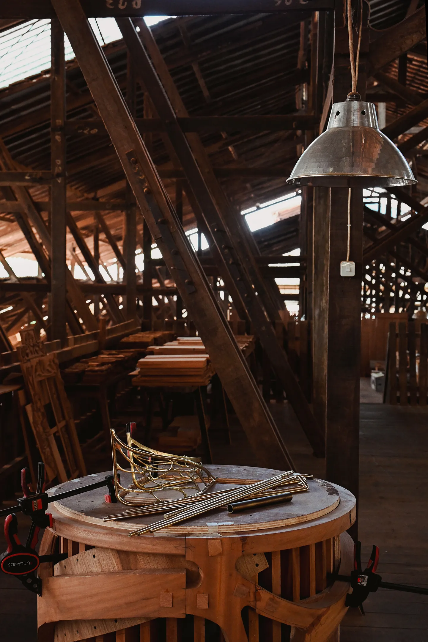 MORPHO BY TOMORROWLAND’s dragonfly signature chair elements