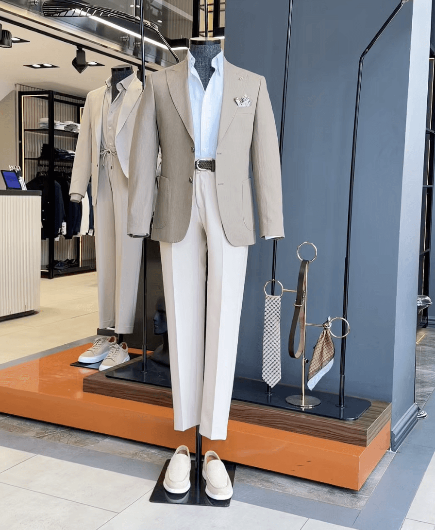 4AKC Outfits