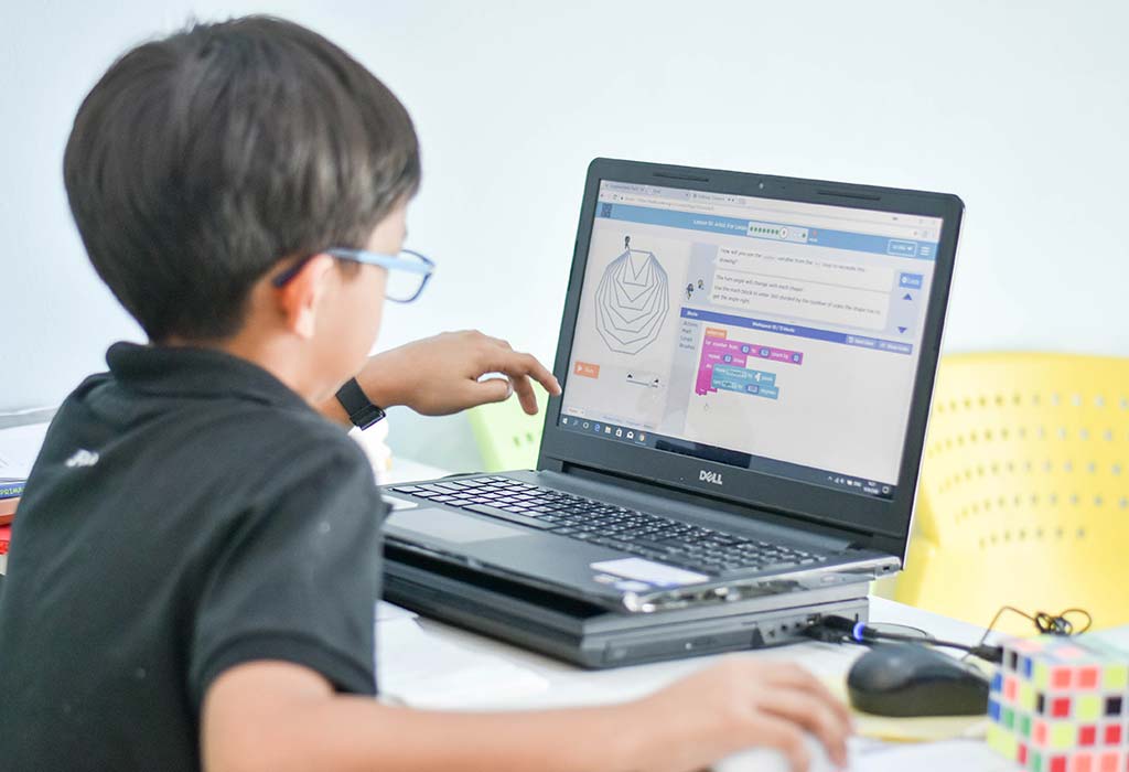 How Parents in Seattle Can Support Their Kids Coding Journey: A Practical Guide