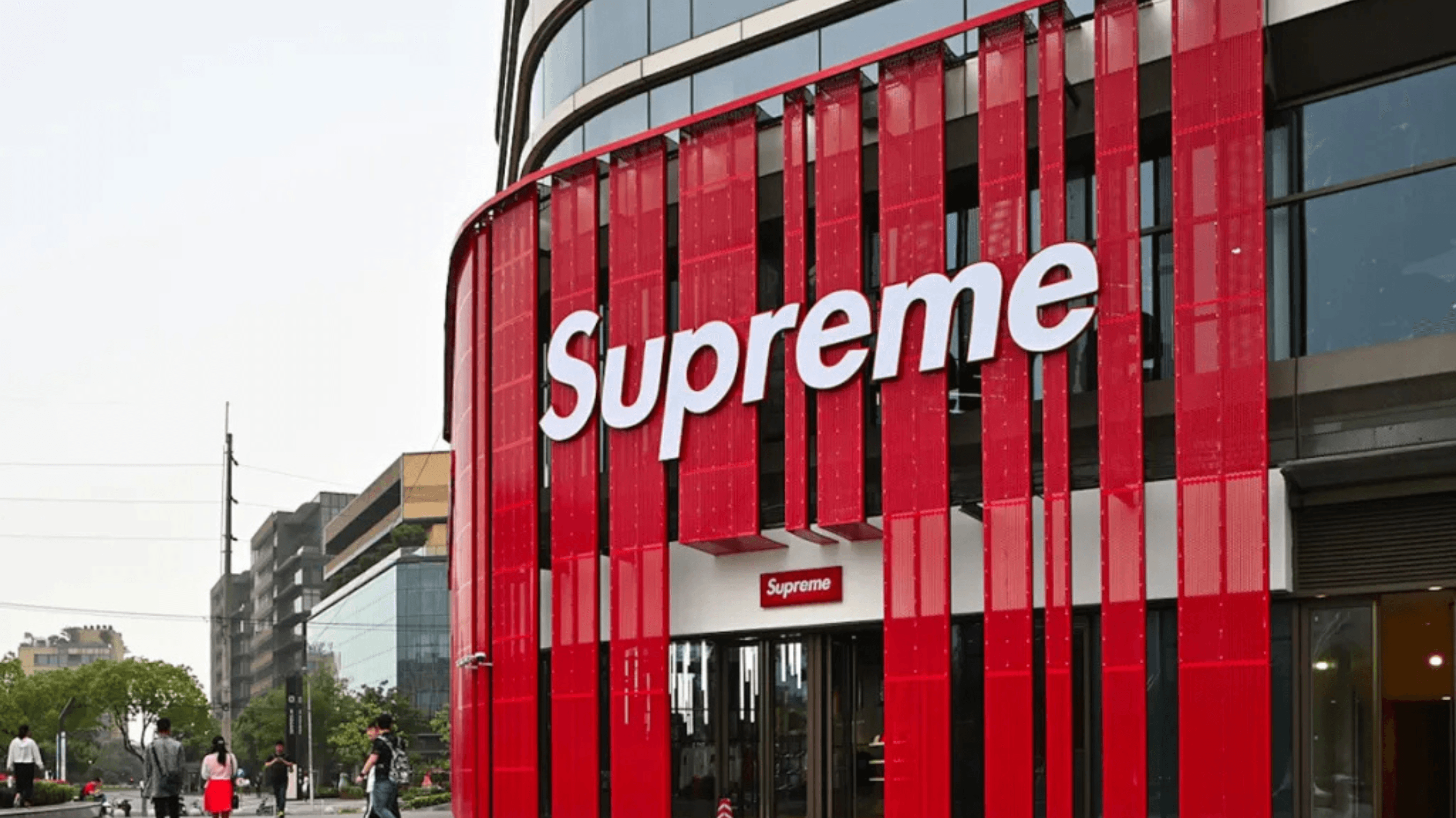 Supreme store front image