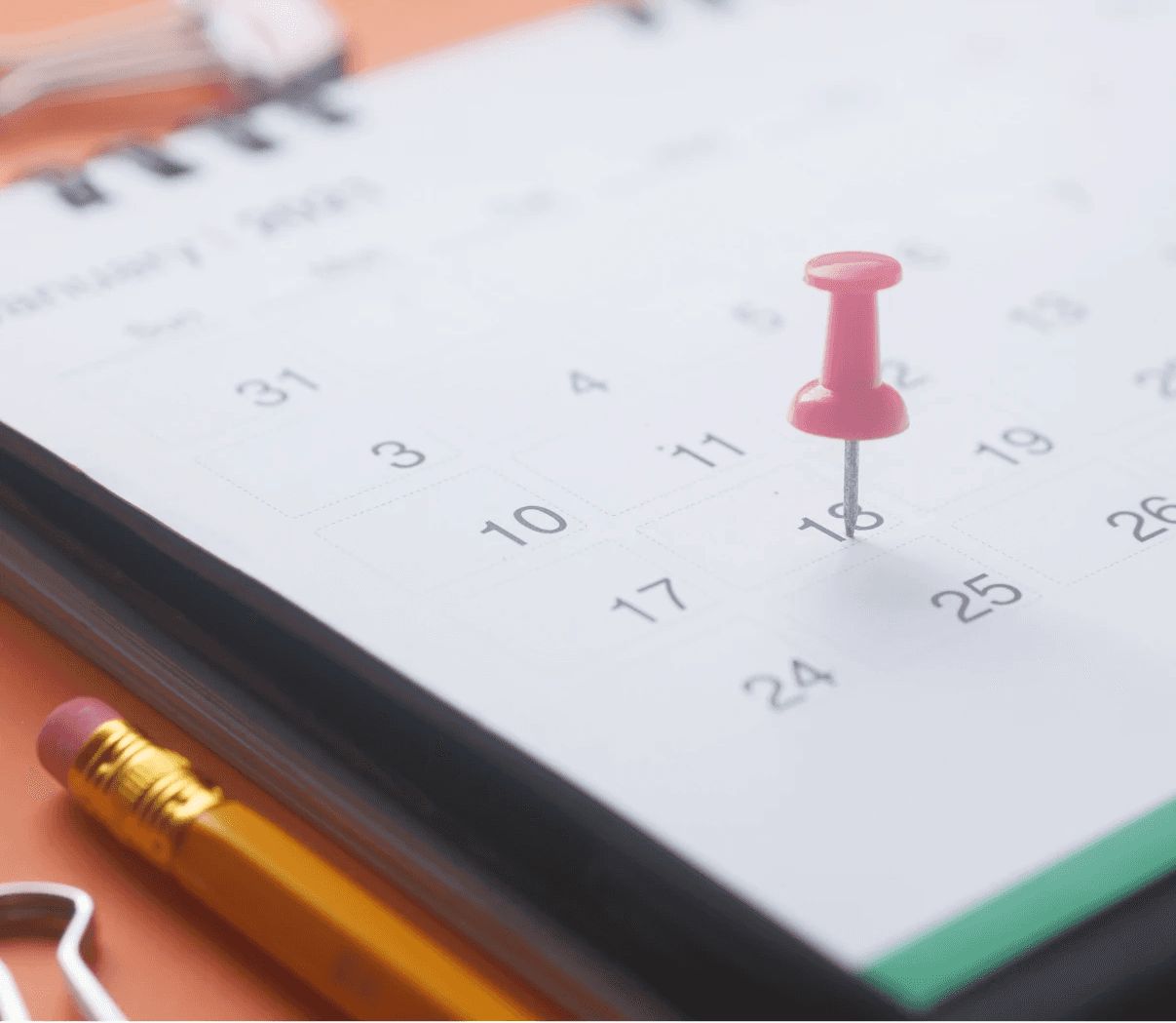 Chrome gradient cube with rounded edges on a white background—minimal 3D object for modern product design.