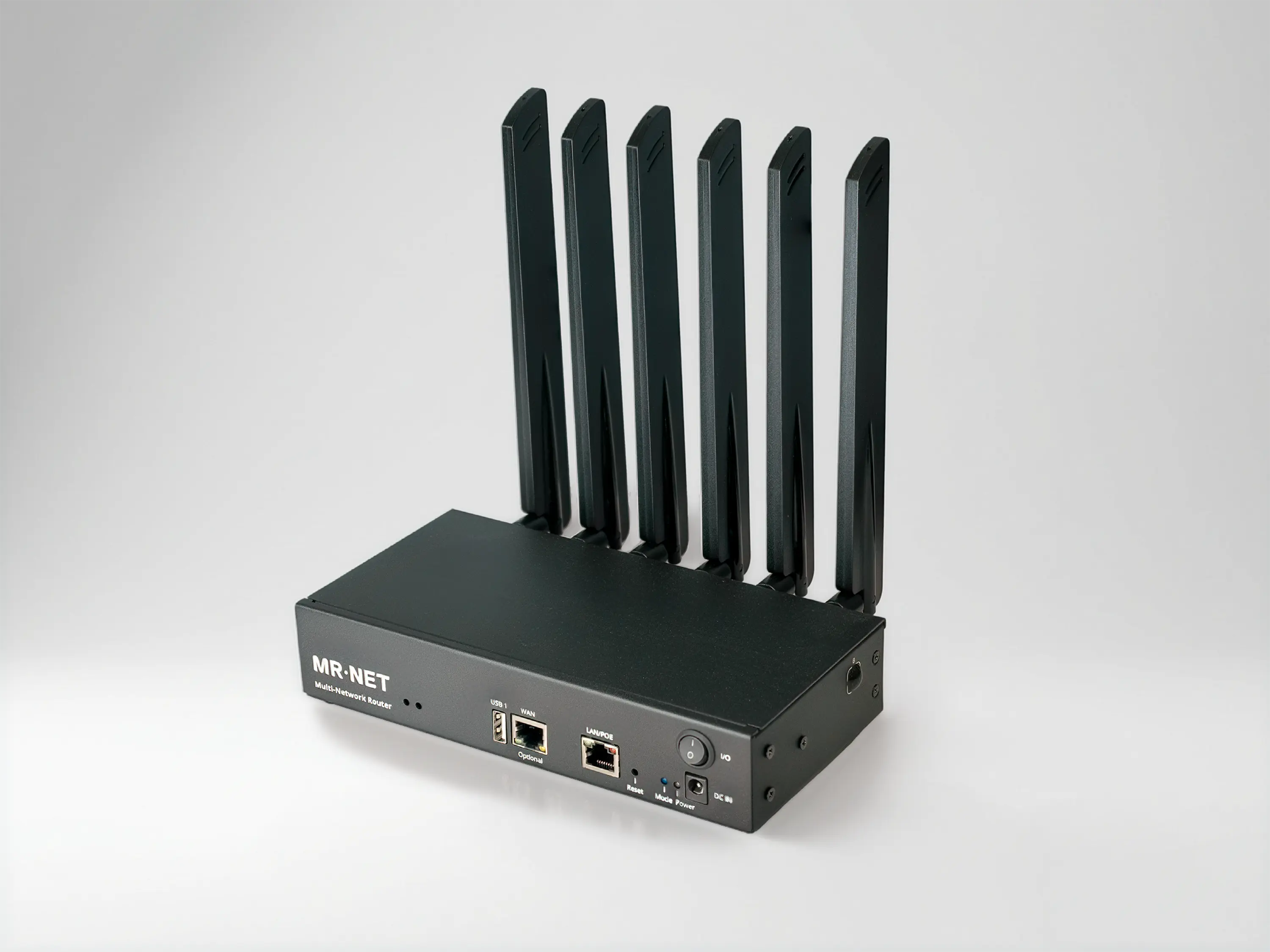 MR 004 IoT gateway with 3 pre-installed cellular SIMs for industrial connectivity