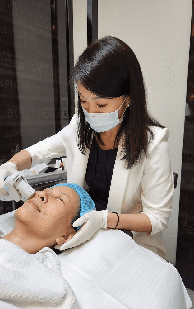 Ultherapy machine