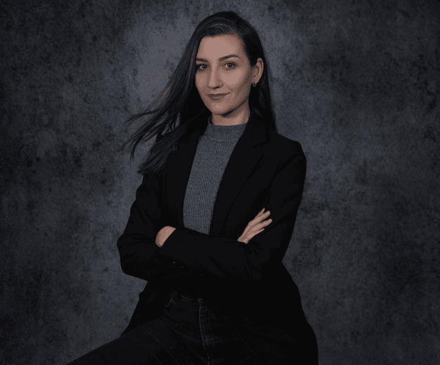 Professional women pic
