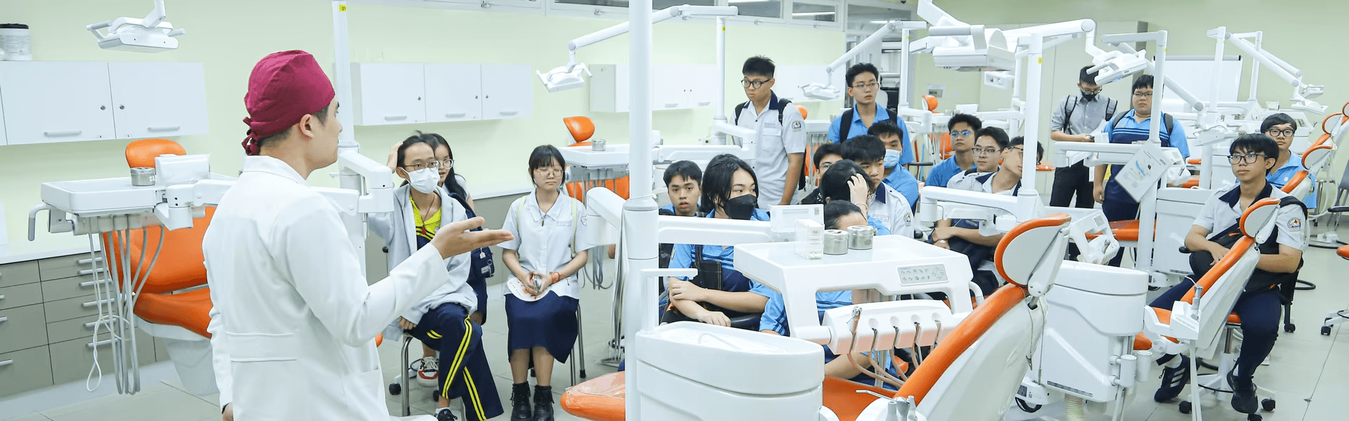 Công bố ngưỡng đảm bảo chất lượng đầu vào đối với nhóm ngành Sức khỏe năm 2025