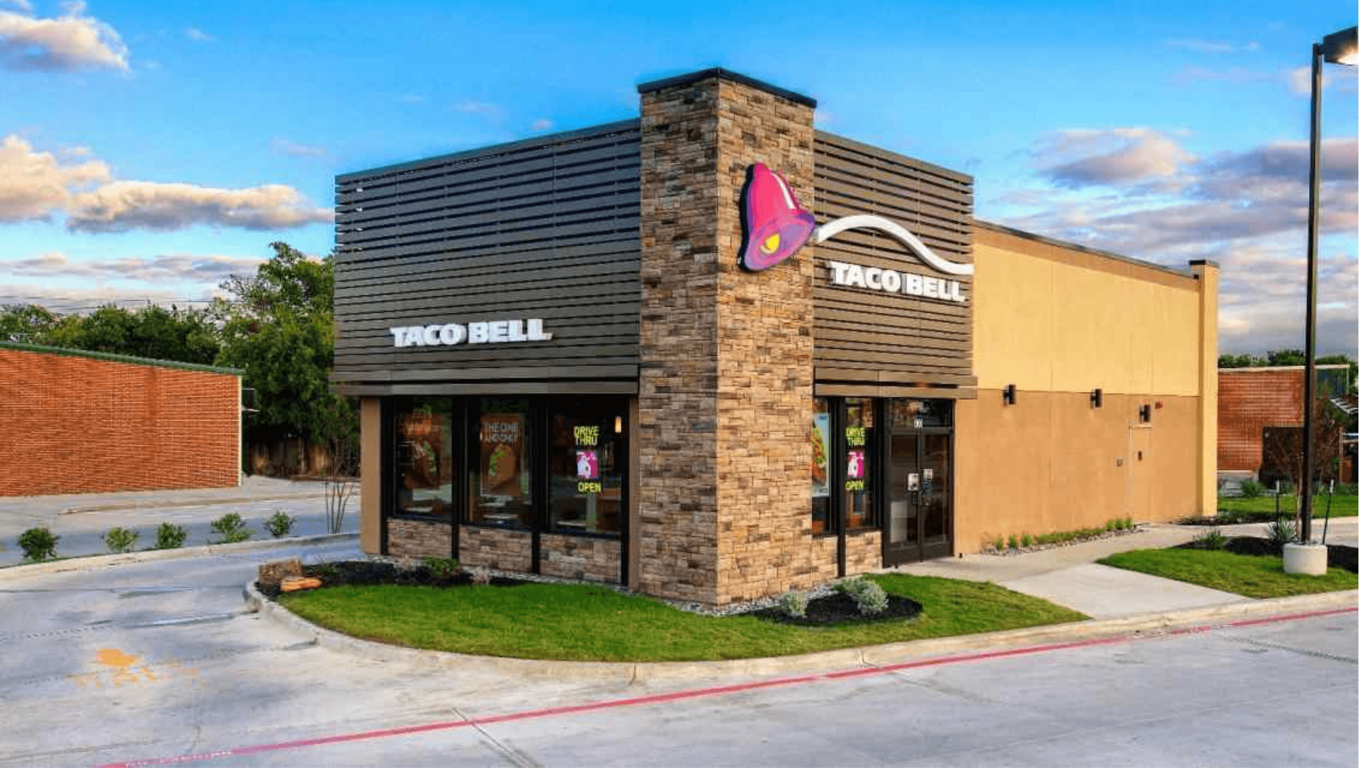 Taco bell stoe front image