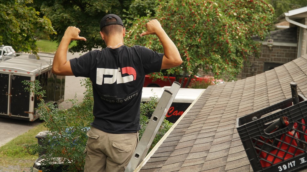 Nettoyage de vitres extérieures d’une maison à Québec