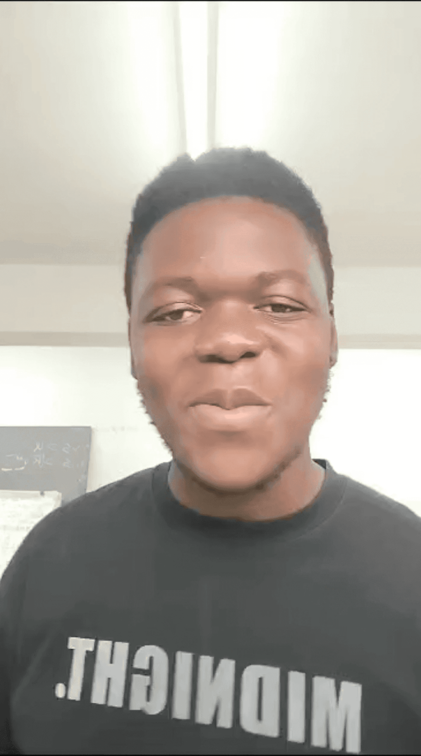 Professionelle Sängerin Mandi Lee gibt ein Video-Testimonial zu ihrem individuellen Stimm-Training im VIP-Programm von Danielle Zuber.