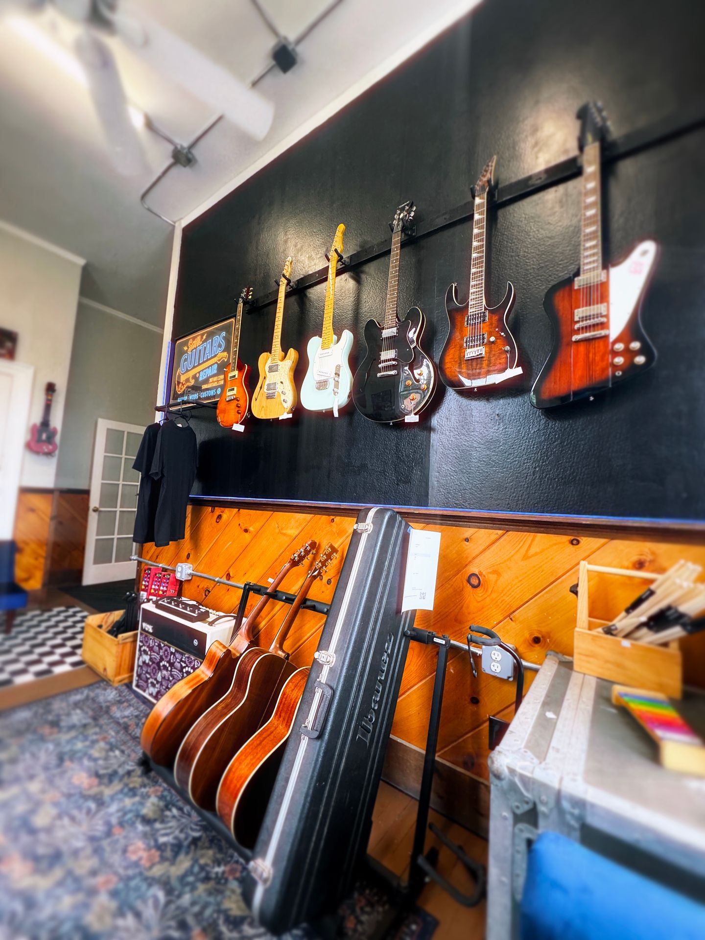 Sohl Guitars shop photo