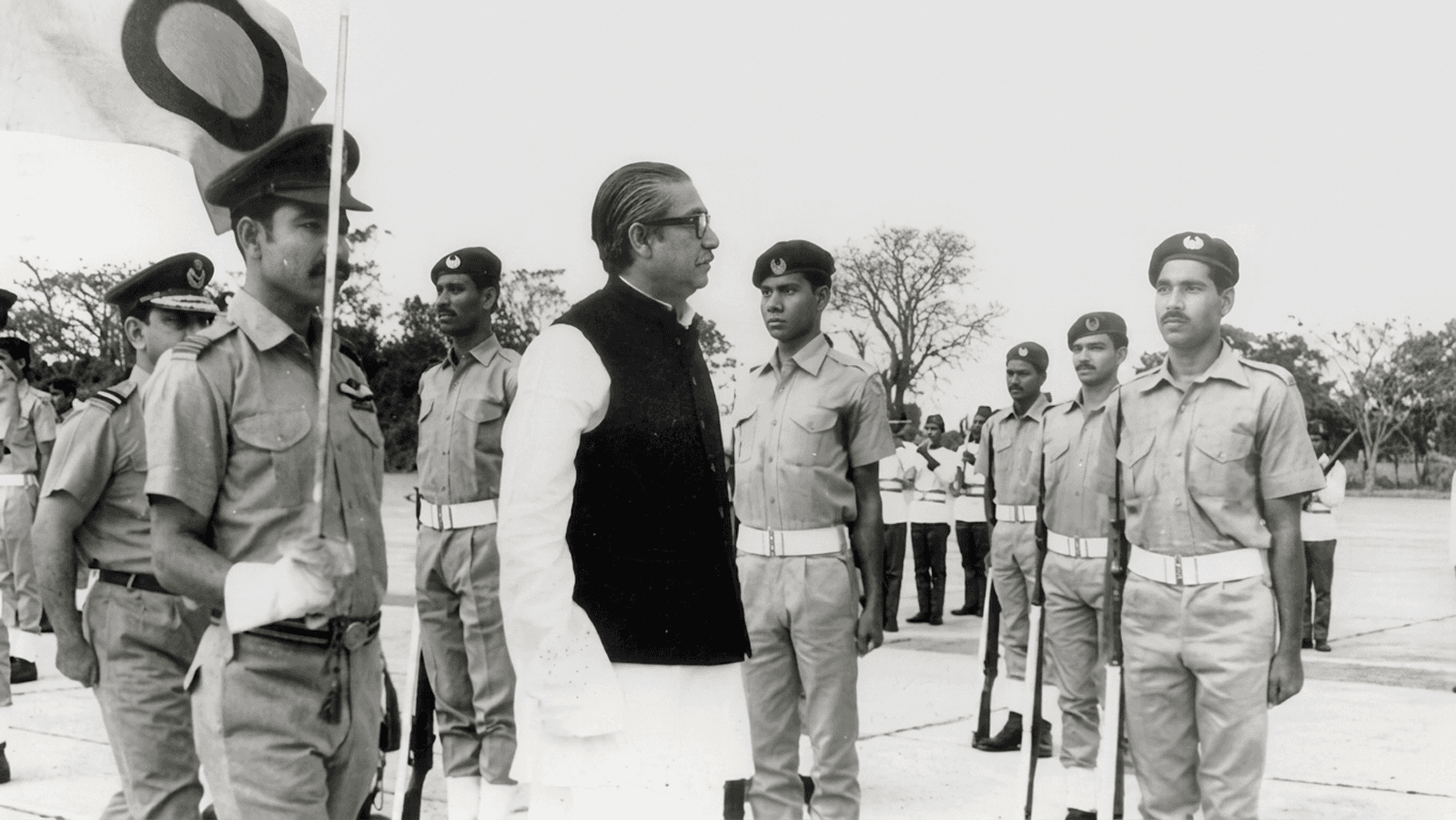 ১৯৭২-৭৫: জাতীয় রক্ষীবাহিনী ও শেখ মুজিবের শাসনামল
