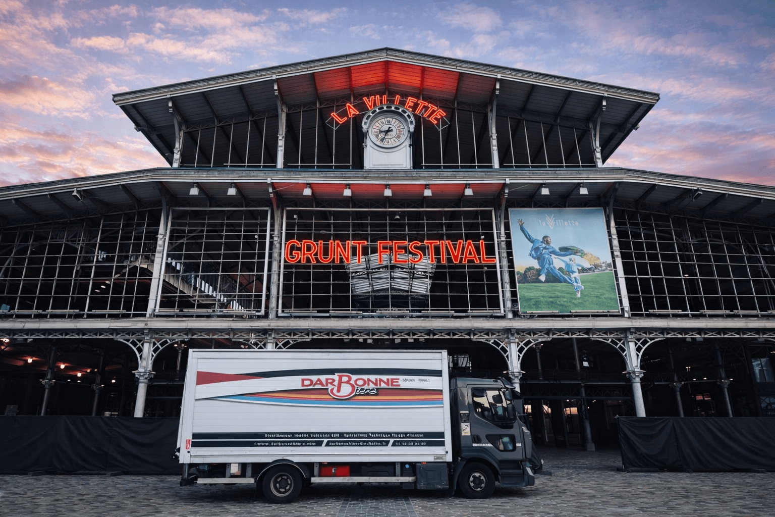 Dynamic picture of a cyclist riding downhill