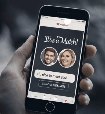 eine hand hält ein handy auf dem eine dating-app läuft