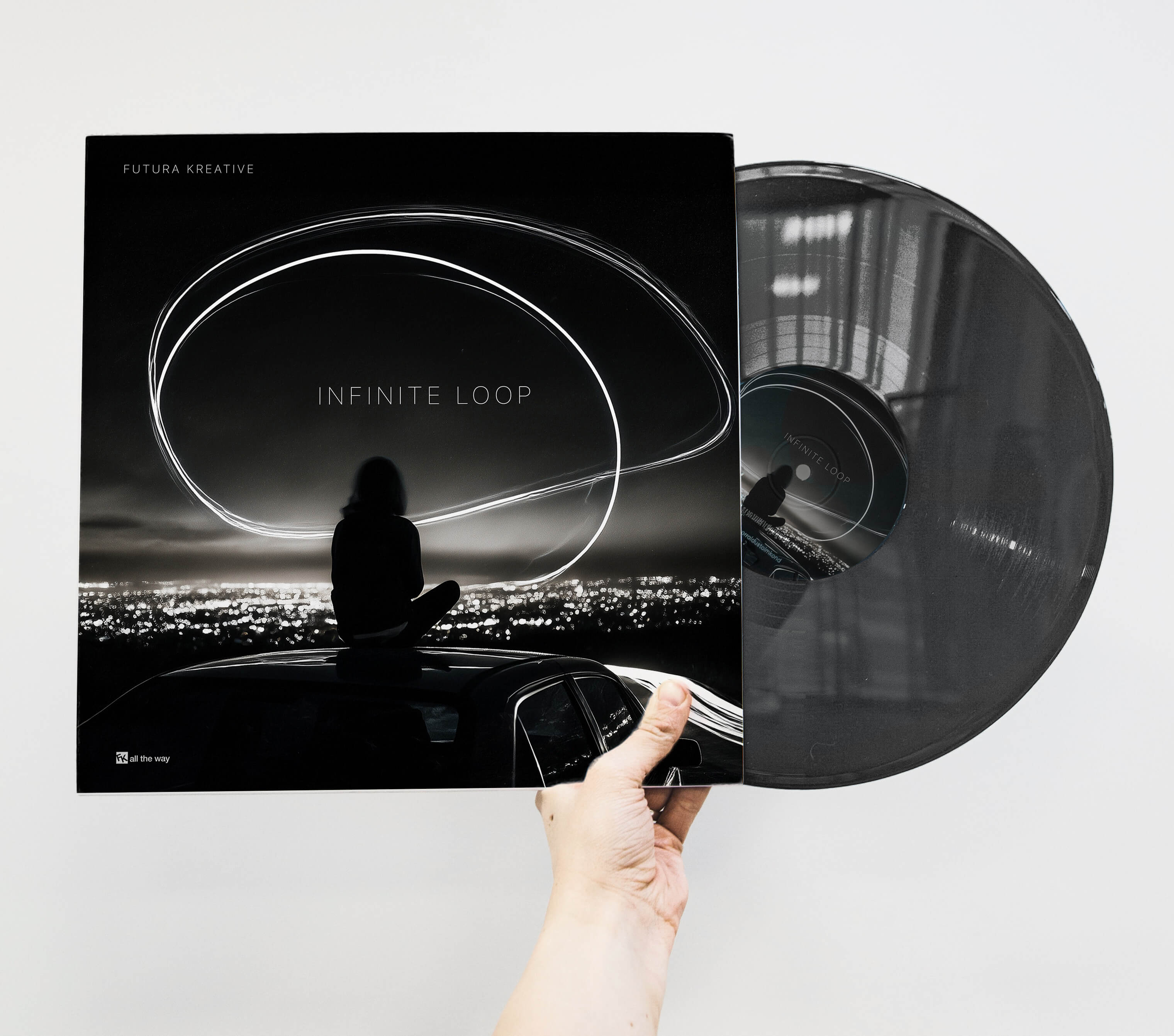Inifinte loop record cover and vinyl