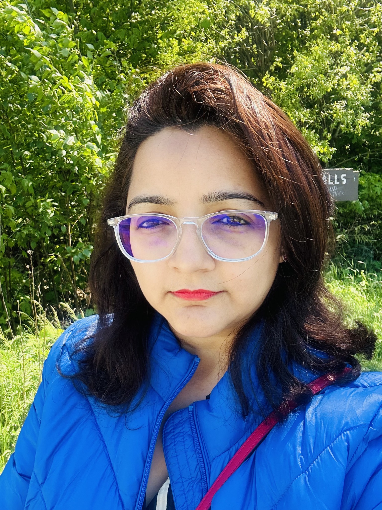 a person wearing a baseball cap