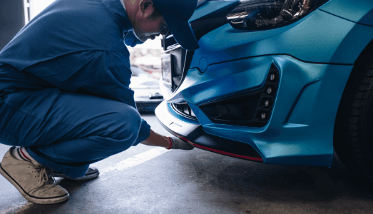 Car mechanic