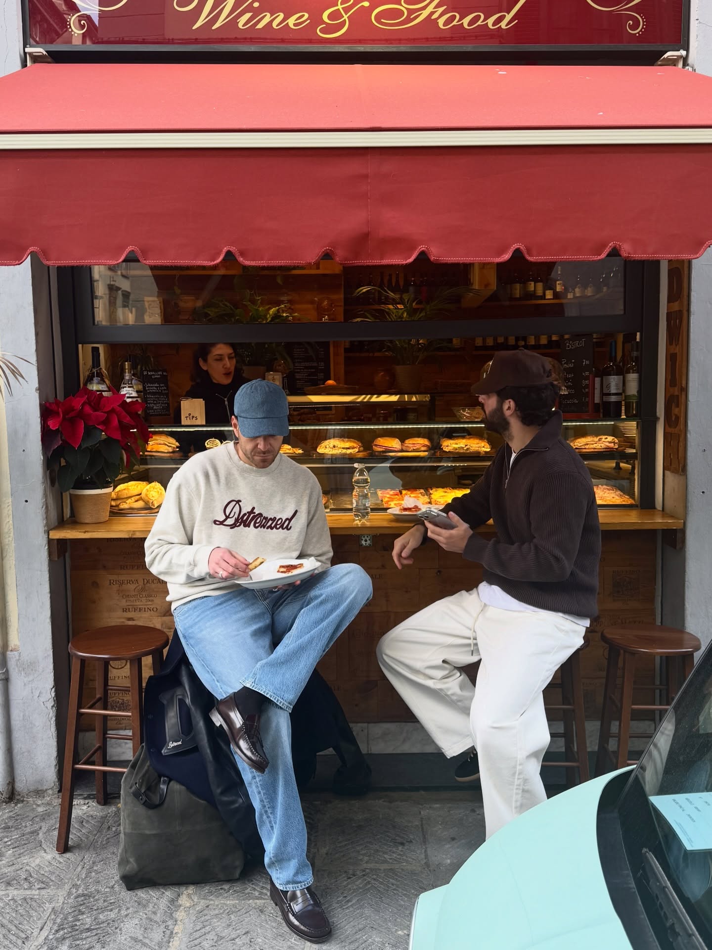 Batch.Works logo over a photo of a box of 3D printed objects