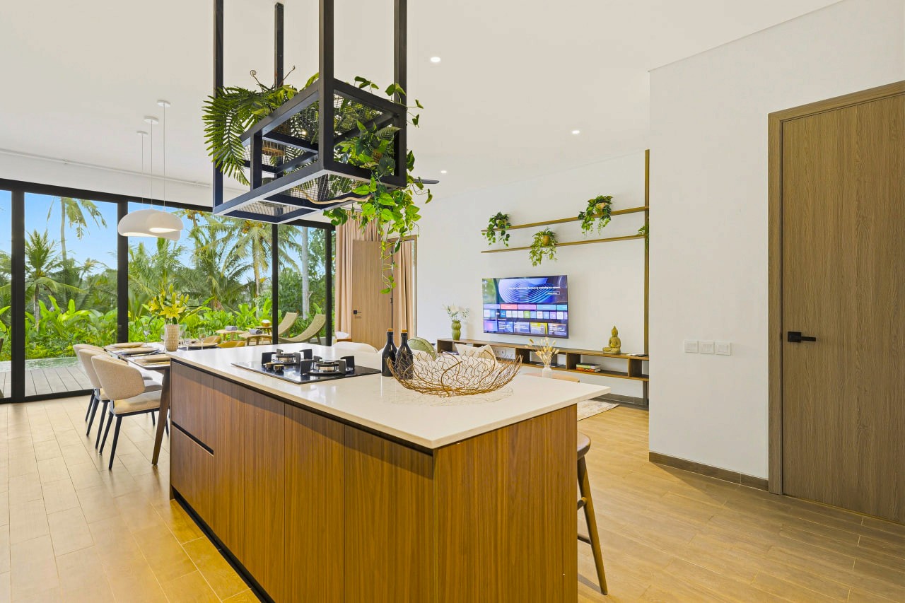 2-bedroom villa with sunset views over rice fields in Ubud