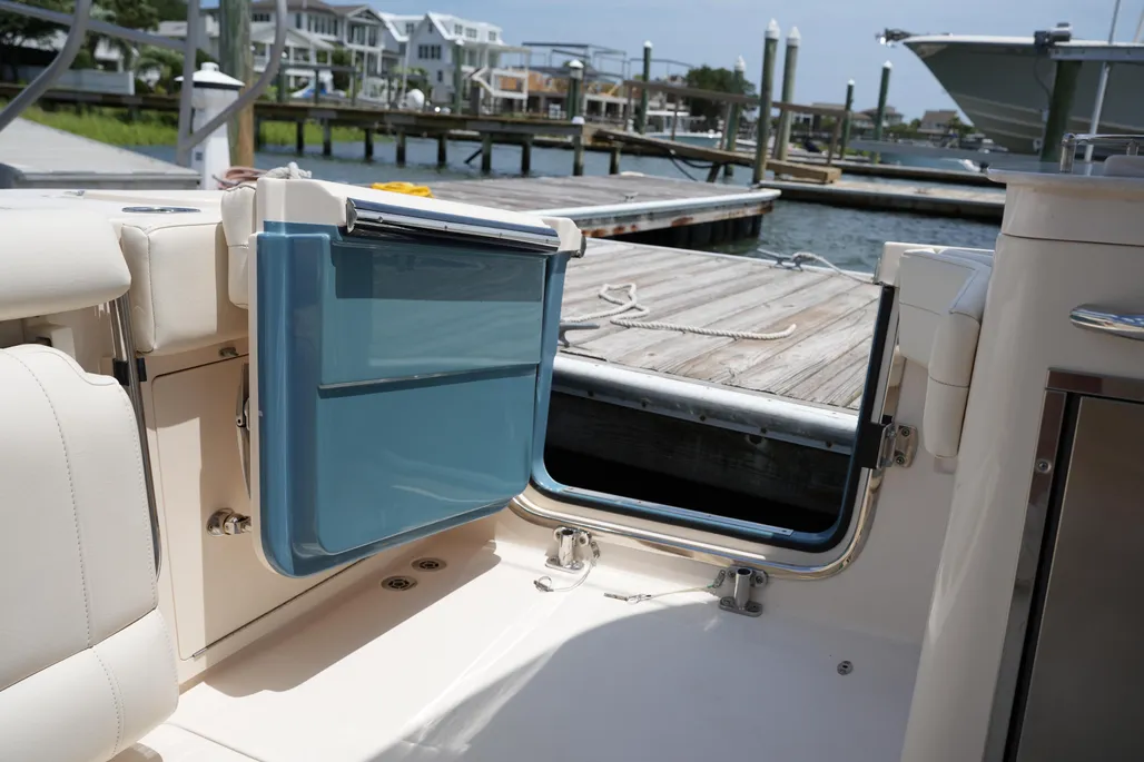 Boat thumbnail 4