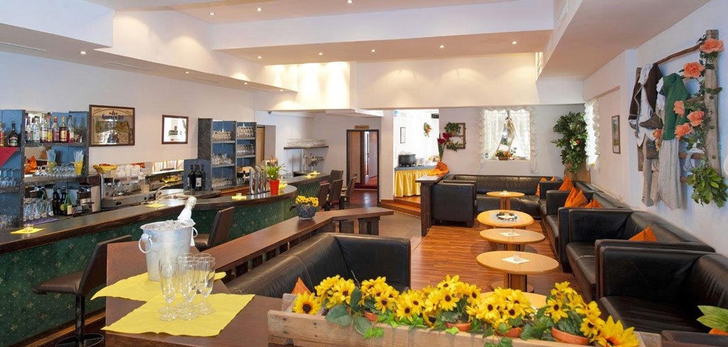 Hallenbad im Hotel Edelweiss