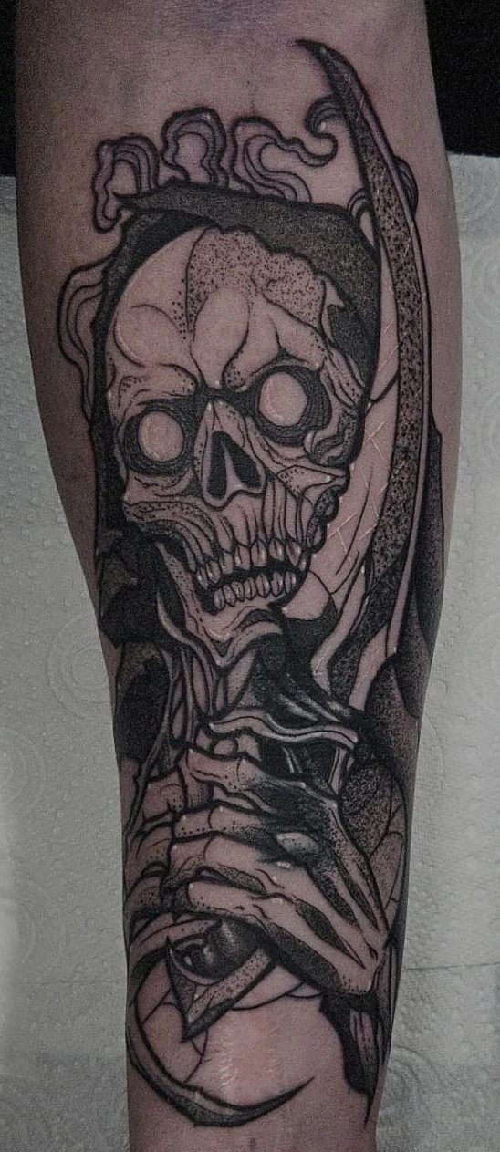 Skull forearm tattoo by Alberto