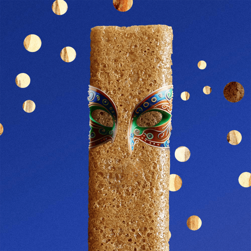 Photo d'un biscuit Gavottes avec un masque de Carnaval