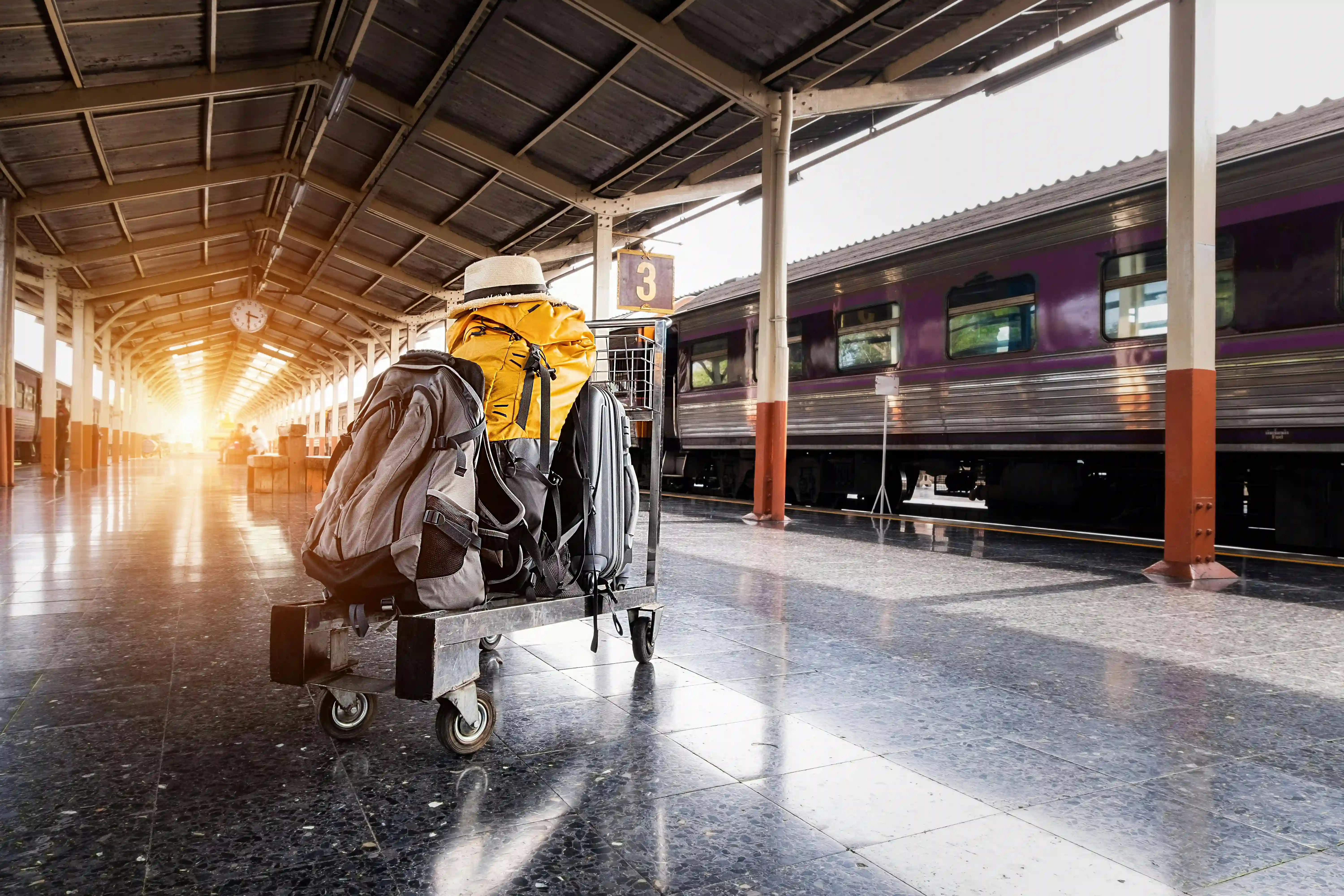 Gepäckstücke in einem Wagen