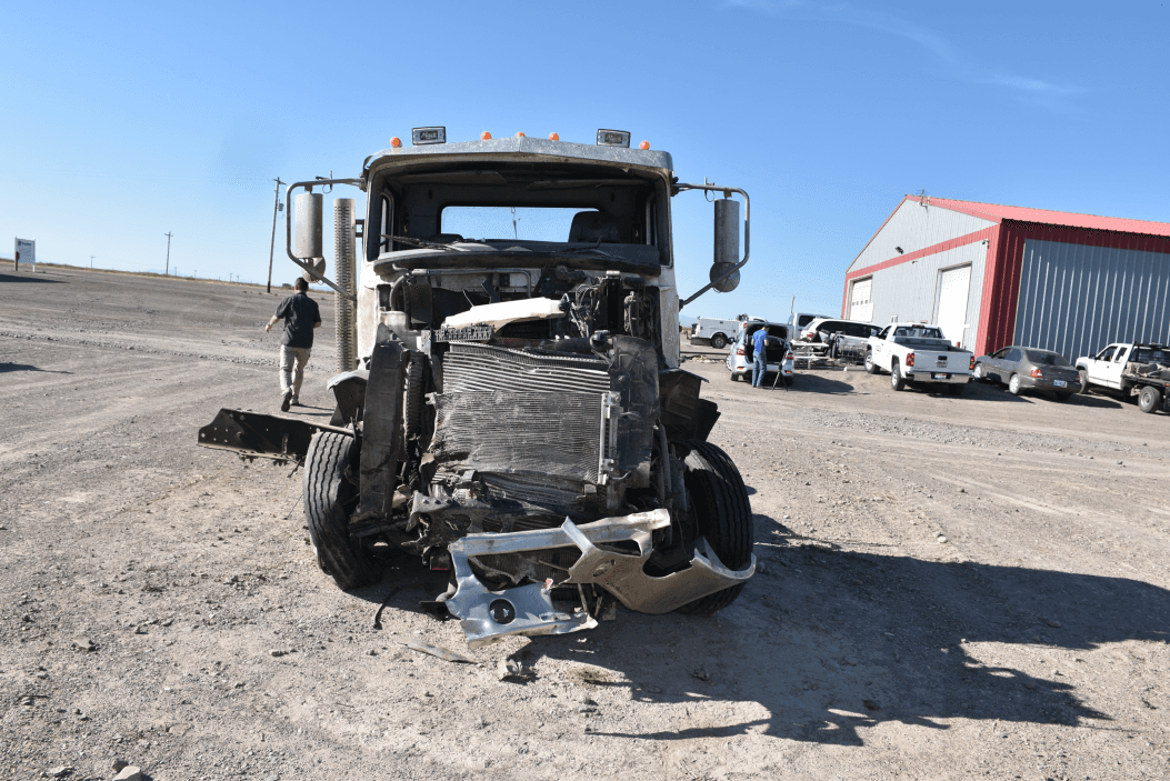 semi truck accident front end