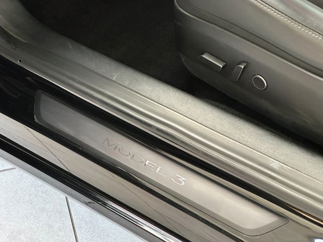 TESLA Model 3 2022 BLACK Gebrauchtwagen - Galeriebild 8