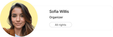 Brunette young woman who is the organiser of an event