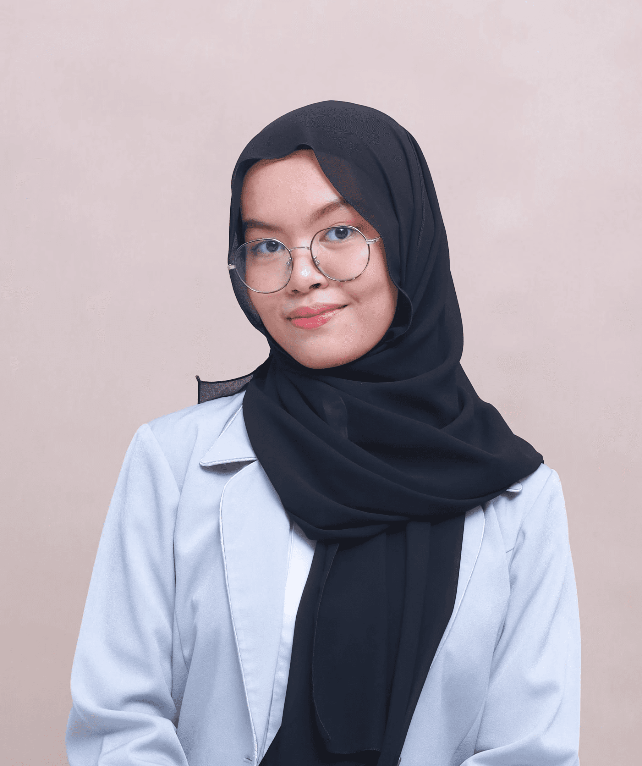 Portrait of portfolio creator – front view