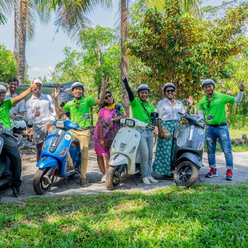 准备好踏上令人兴奋的旅程，走过暹粒鲜为人知的小径，穿过许多未经铺设的村路。