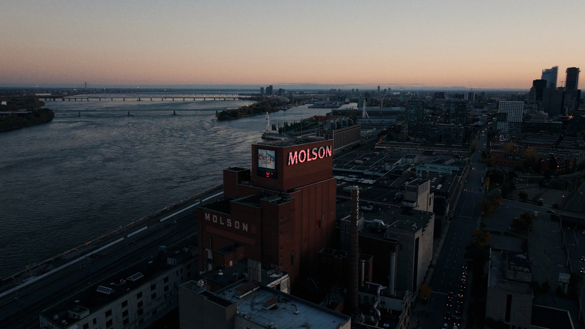 aerial view of the Molson building in Montreal