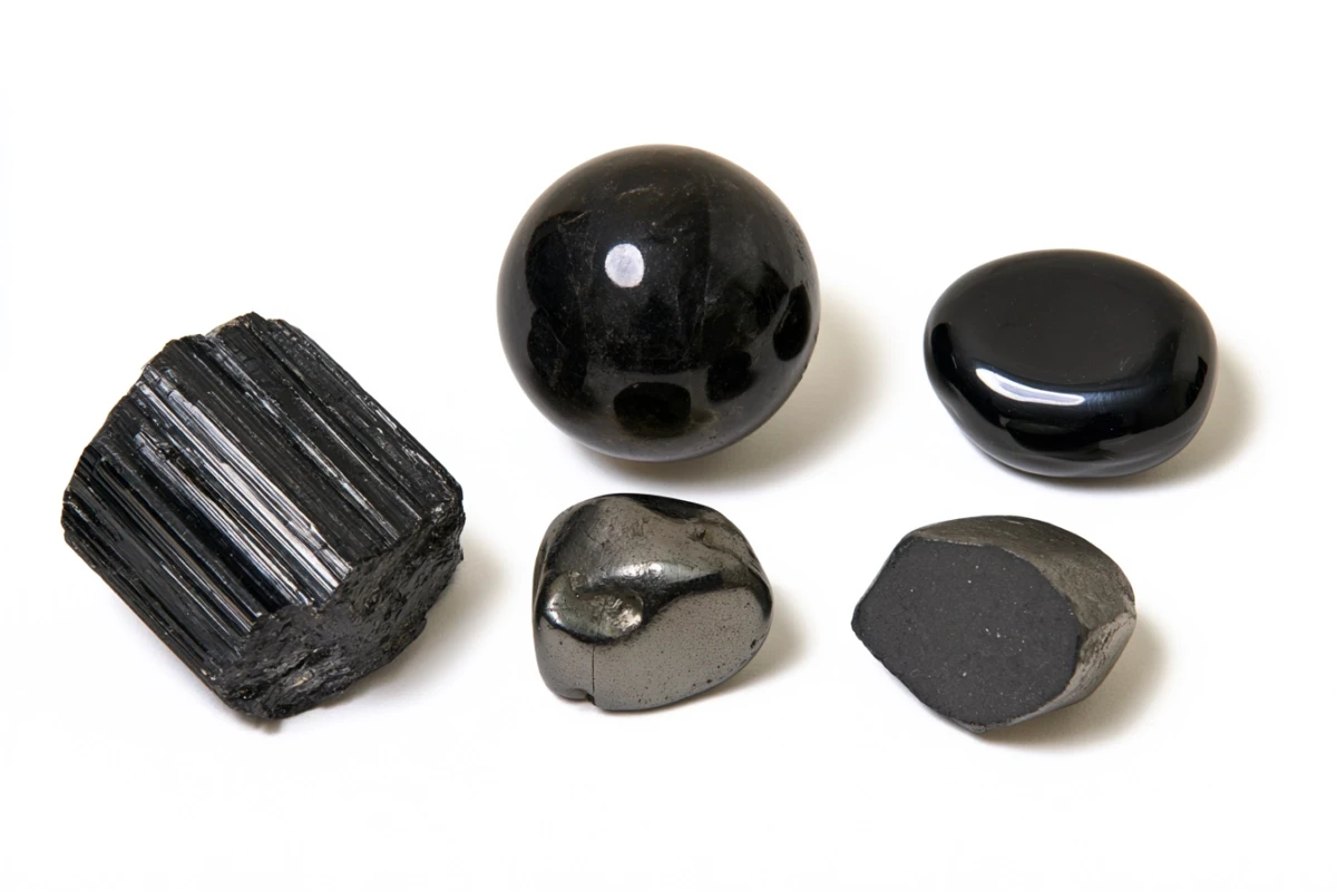 Black crystals arranged on a neutral surface