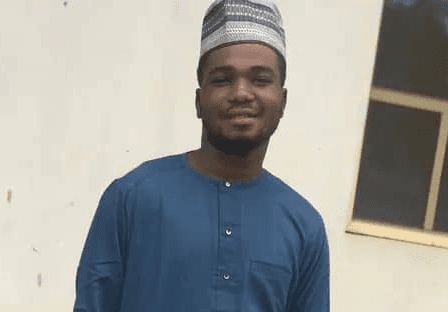 Smiling woman looking at the camera