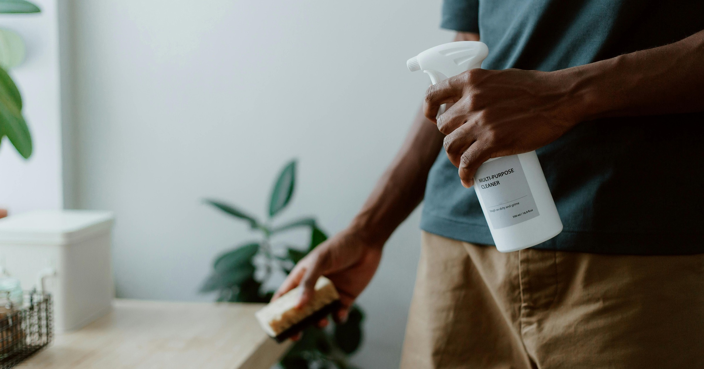 Quick Cleaning Hacks for Super Busy Weekdays