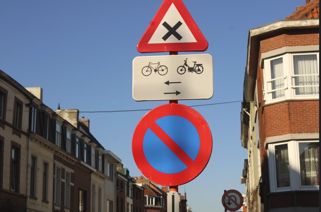panneaux de signalisation pour le permis B