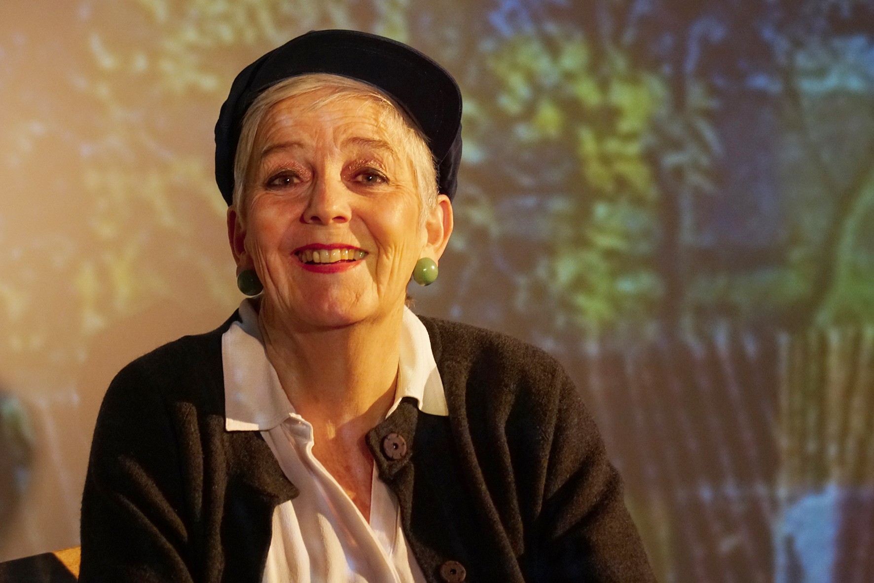 Anja Bube und Gesine Keller in "50 Jahr blondes Haar"