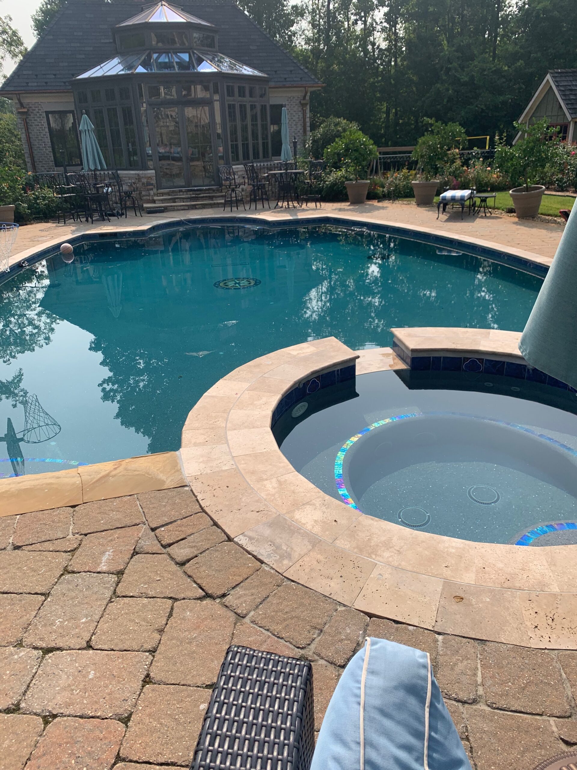 Pool and spa build