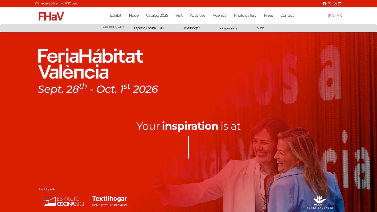 A sprawling exhibition hall filled with modern furniture and lighting fixtures at Feria Hábitat València.