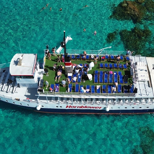 Плавання та катання в Блакитній Лагуні