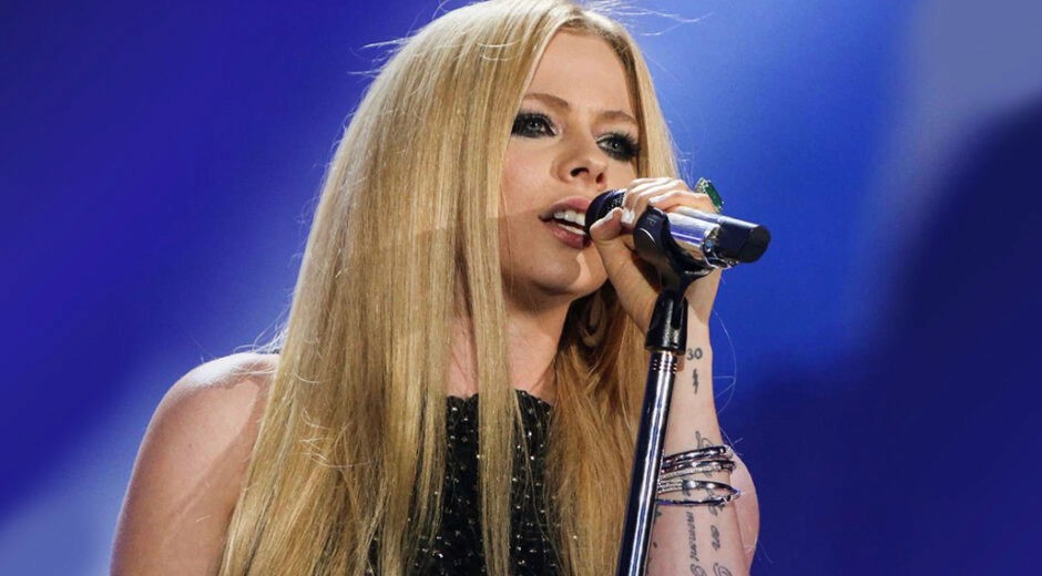 Avril Lavigne performs at Special Olympics